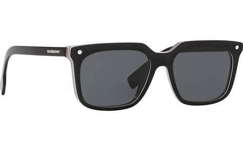 burberry carnaby sunglasses on face